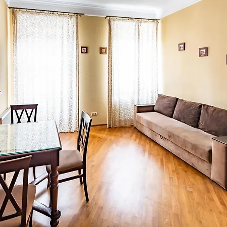 13 Franka 1 * Lviv